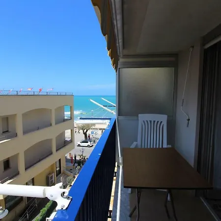Casa Lungomare Lejlighed *